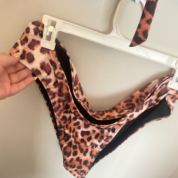 SHEIN- Cheetah Print Bikini - Picture 5 of 6